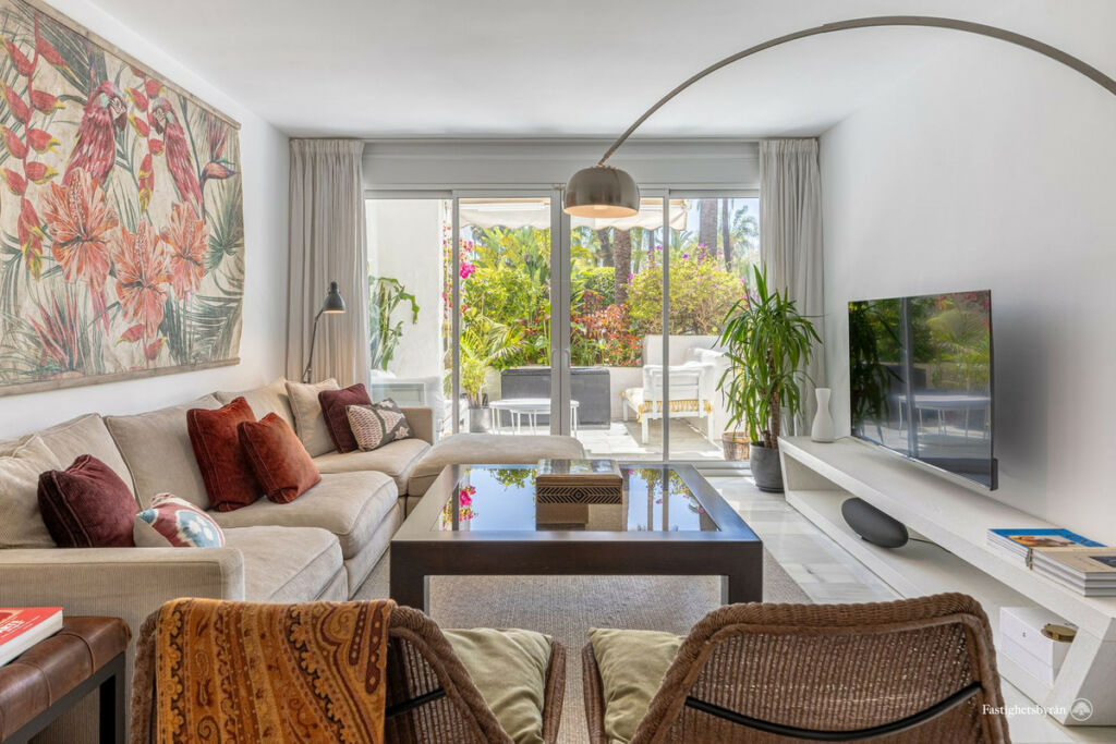 Ground Floor Apartment Estepona Málaga - image 15
