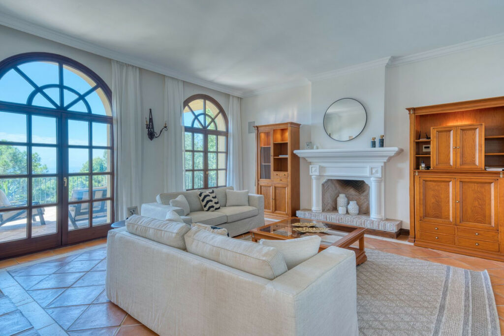 Detached Villa La Zagaleta Málaga - image 16