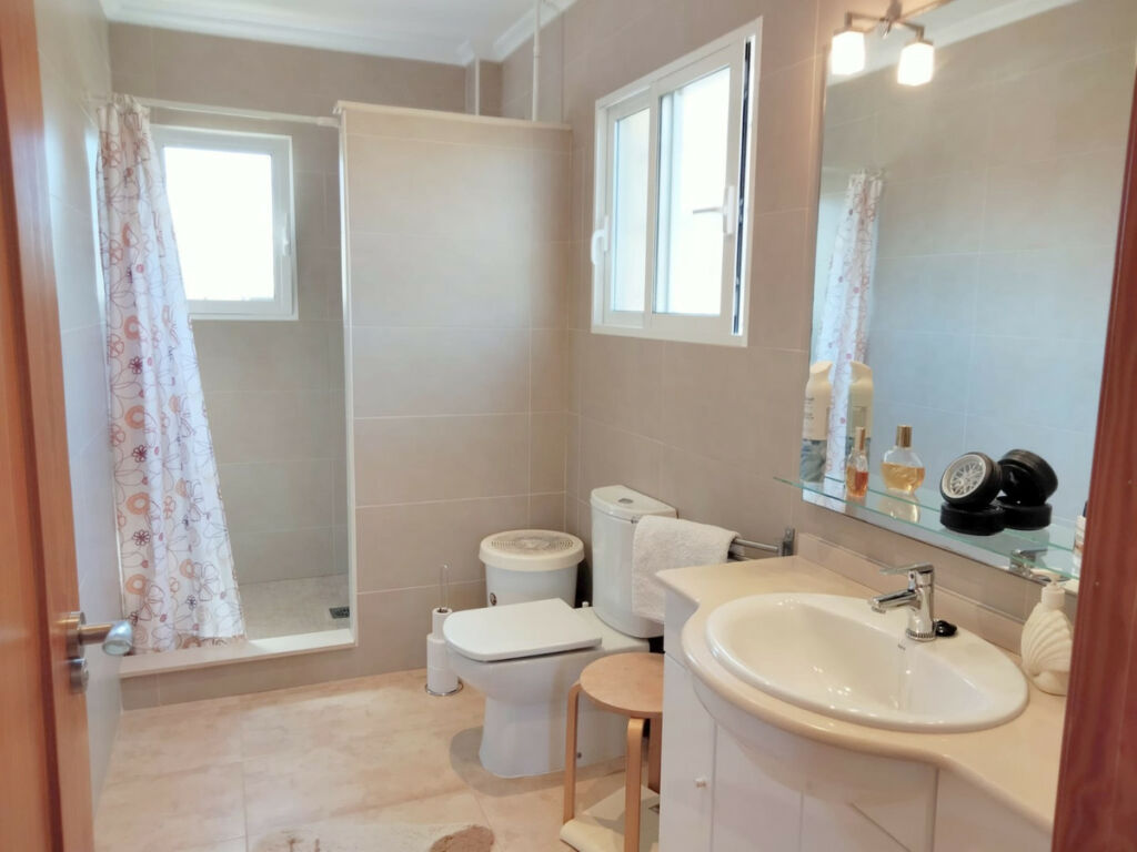 Detached Villa La Romana Alicante - image 16