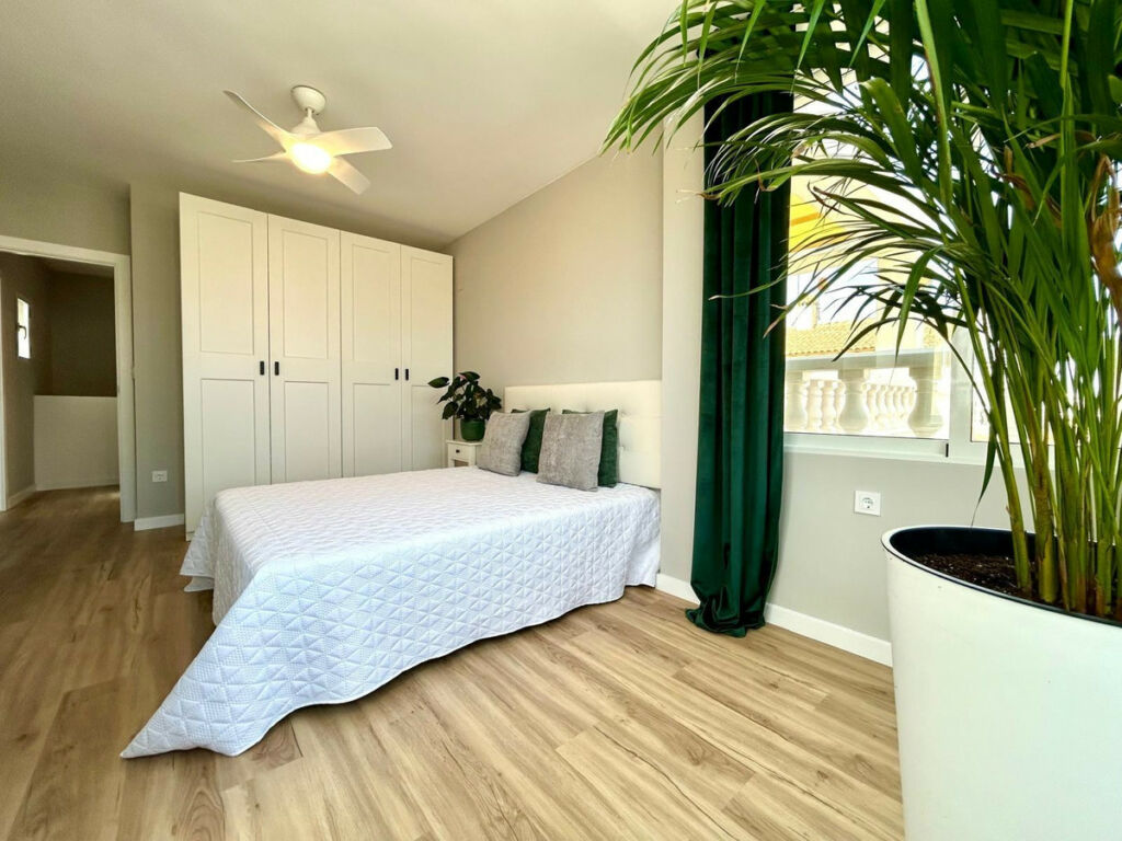 Townhouse Orihuela Alicante - image 16
