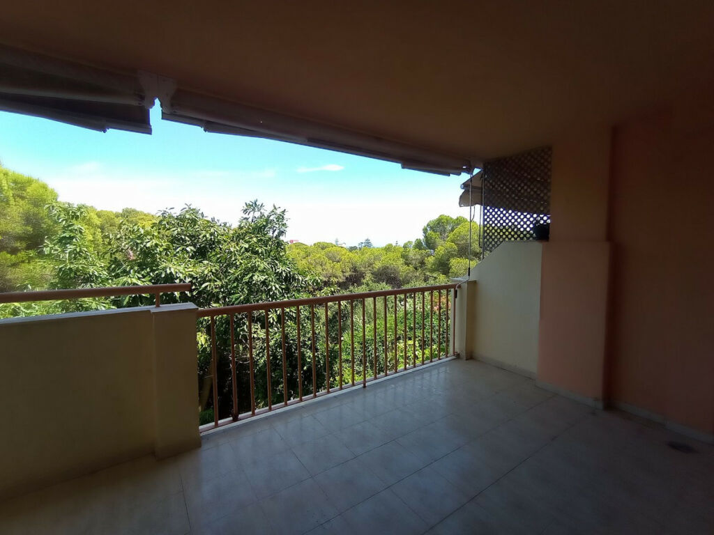 Middle Floor Apartment Calahonda Málaga - image 16