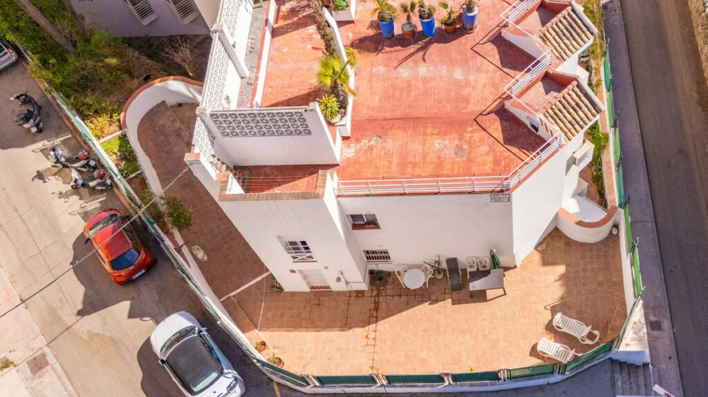 Middle Floor Apartment Fuengirola Málaga - image 16