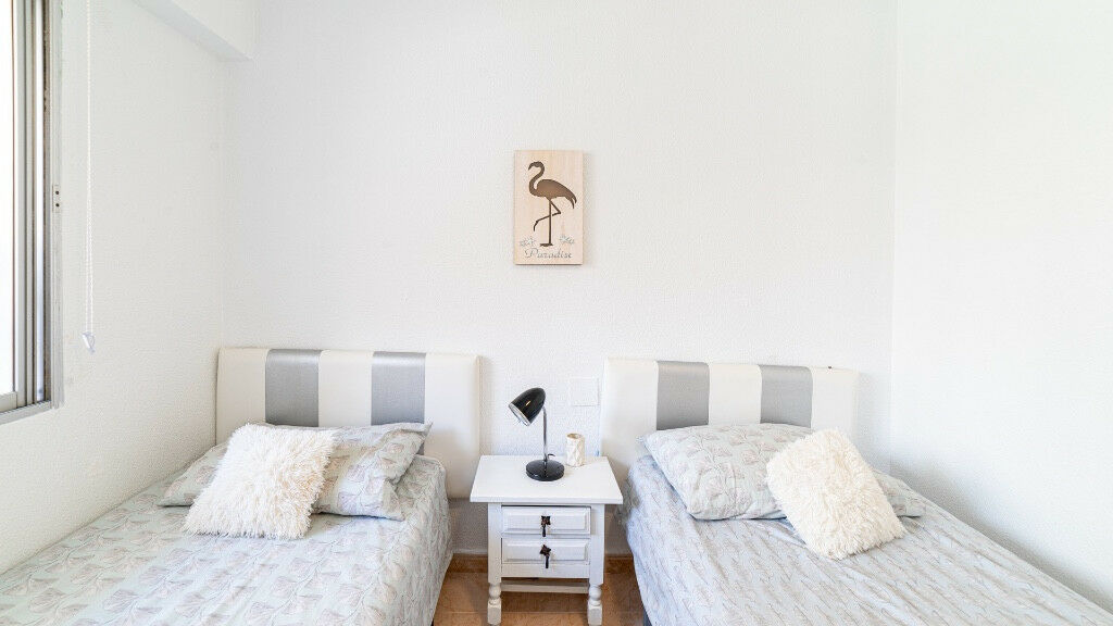 Middle Floor Apartment Punta Prima Alicante - image 16