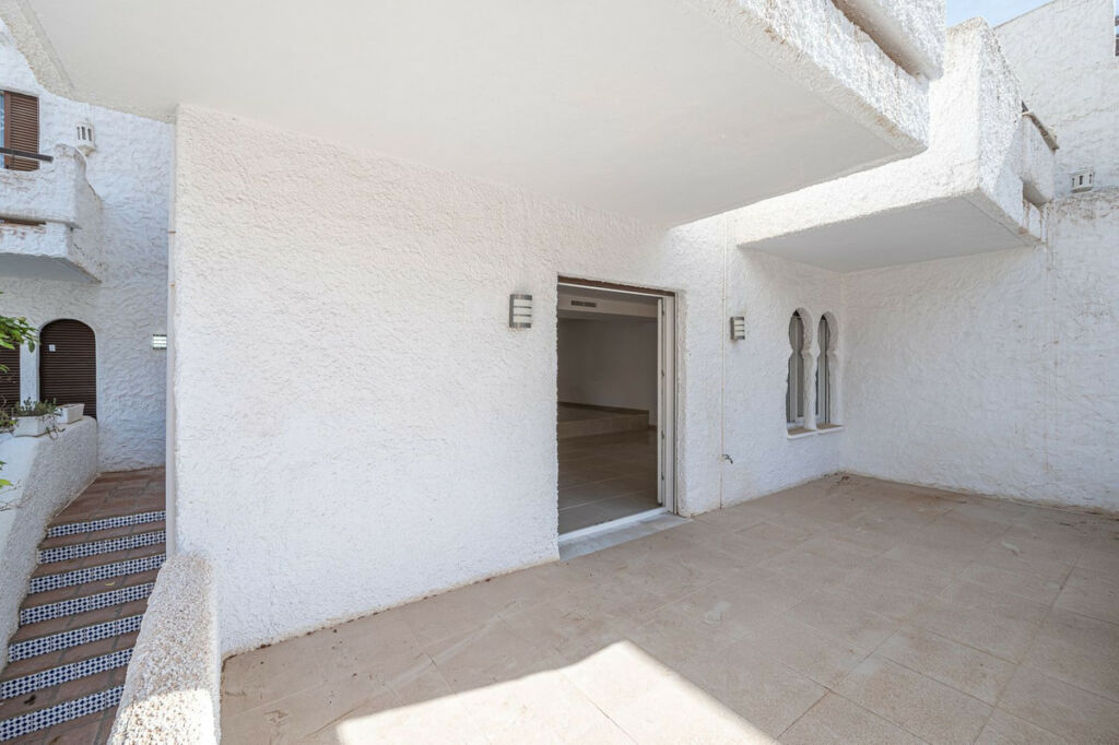 Townhouse Marbella Málaga - image 16