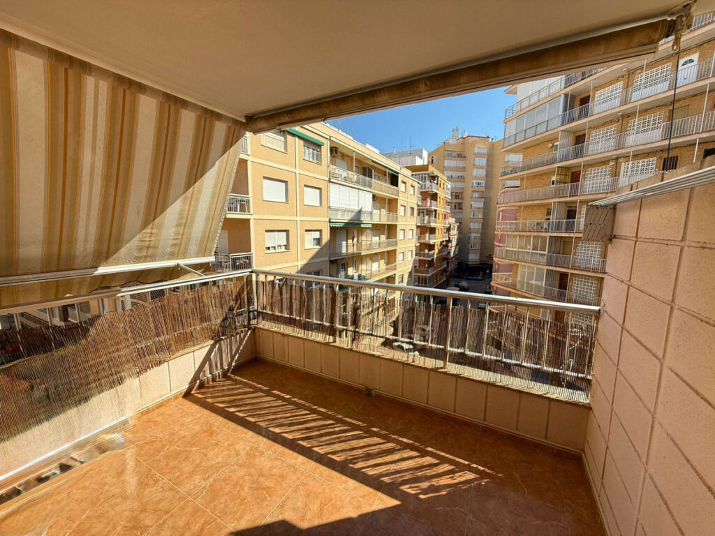Middle Floor Apartment Playa Del Cura Alicante - image 16