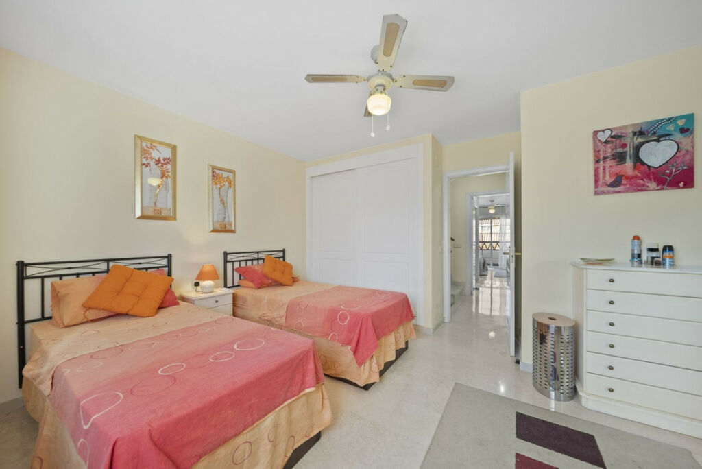 Semi-Detached House Benalmadena Málaga - image 17