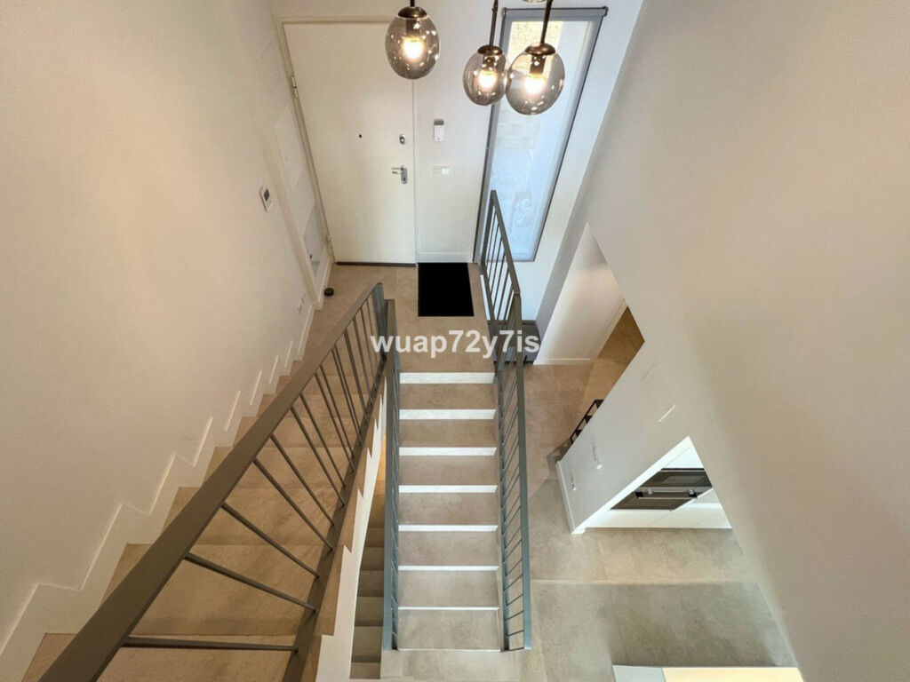 Townhouse La Cala de Mijas Málaga - image 16