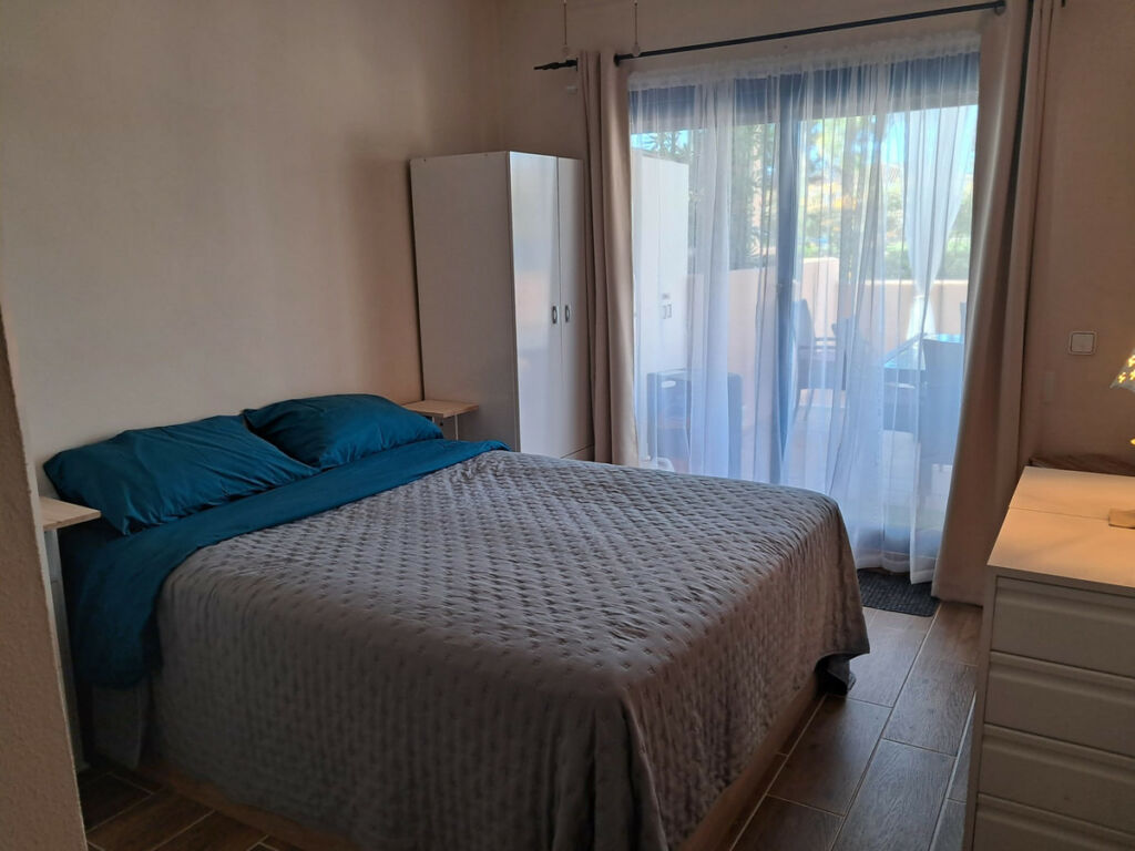 Ground Floor Apartment La Duquesa Málaga - image 16