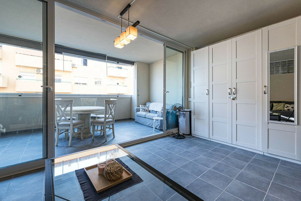 Middle Floor Apartment Los Pacos Málaga - image 16