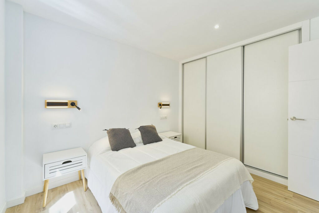 Middle Floor Apartment Fuengirola Málaga - image 16