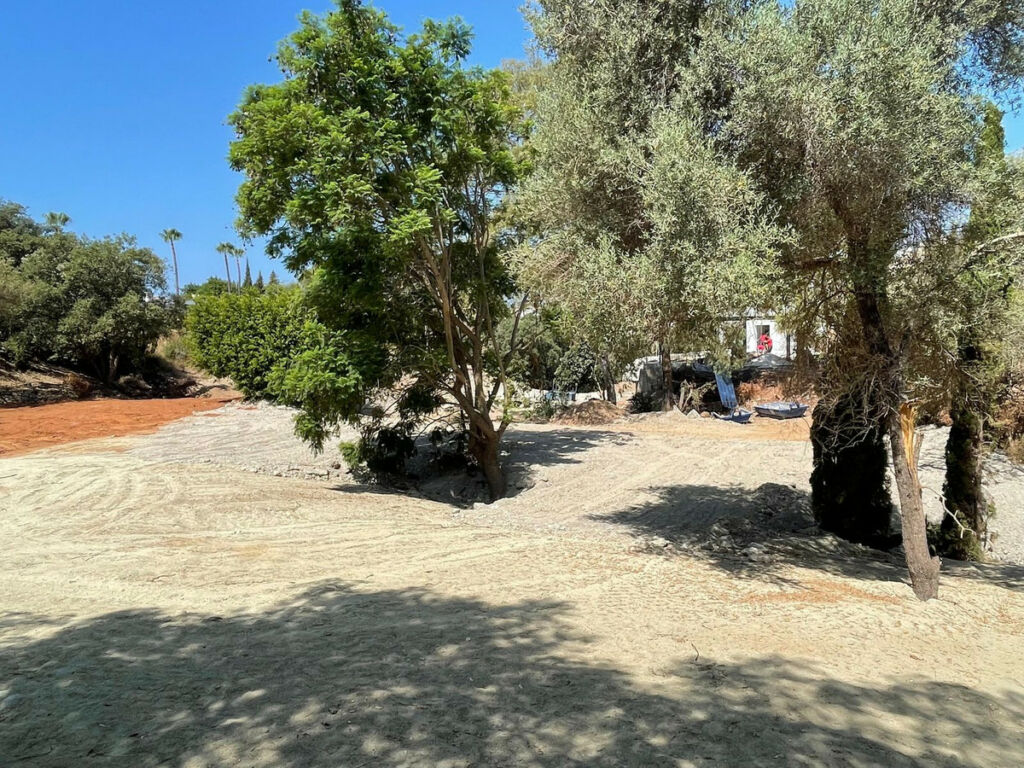 Residential Plot El Rosario Málaga - image 16