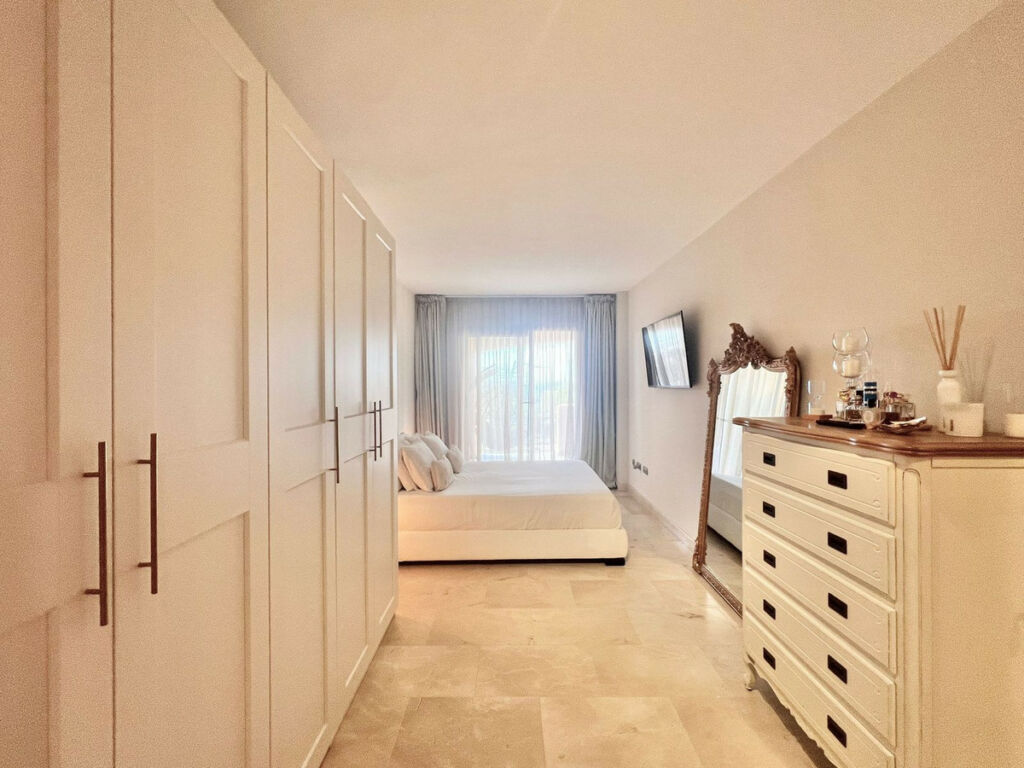 Ground Floor Apartment New Golden Mile Málaga - image 16