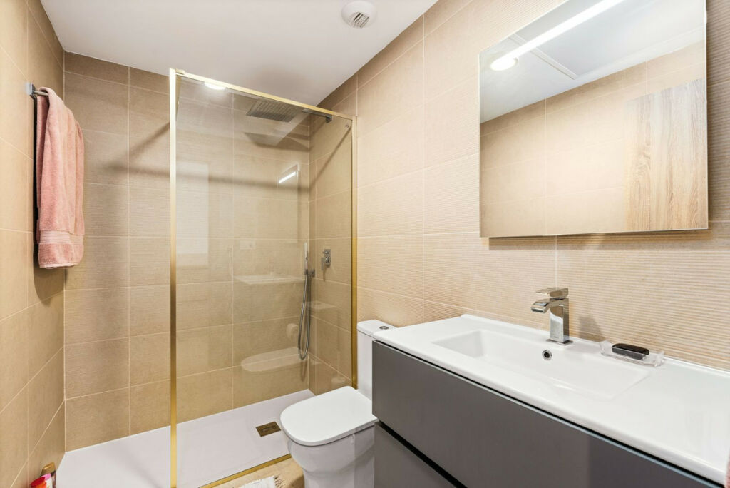Townhouse Estepona Málaga - image 16