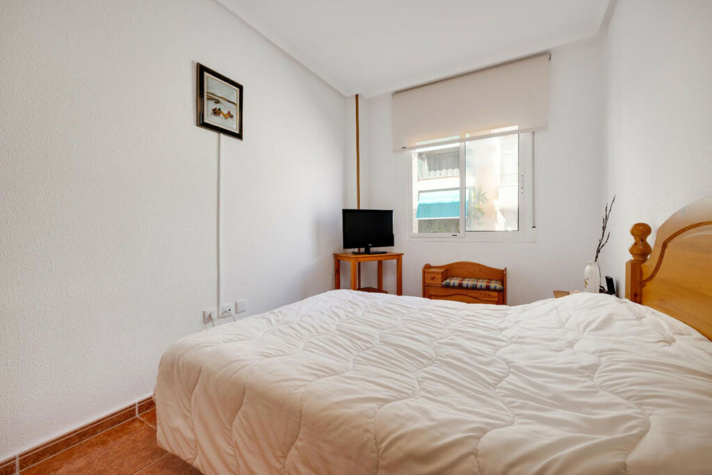 Middle Floor Apartment Guardamar del Segura Alicante - image 16