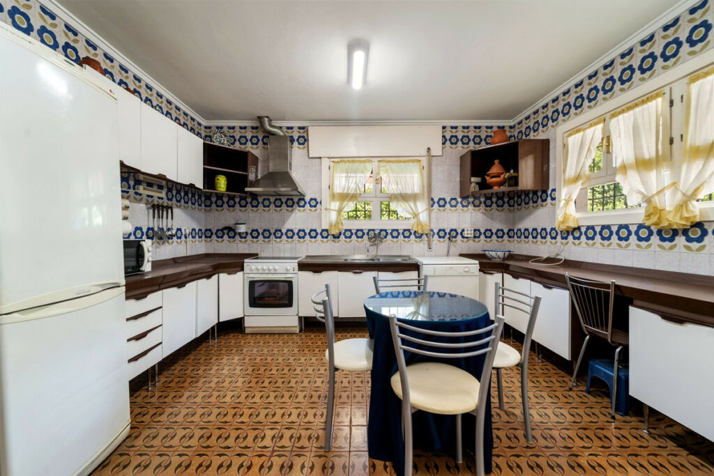 Detached Villa Fuengirola Málaga - image 16