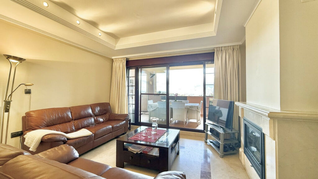 Ground Floor Apartment La Mairena Málaga - image 18