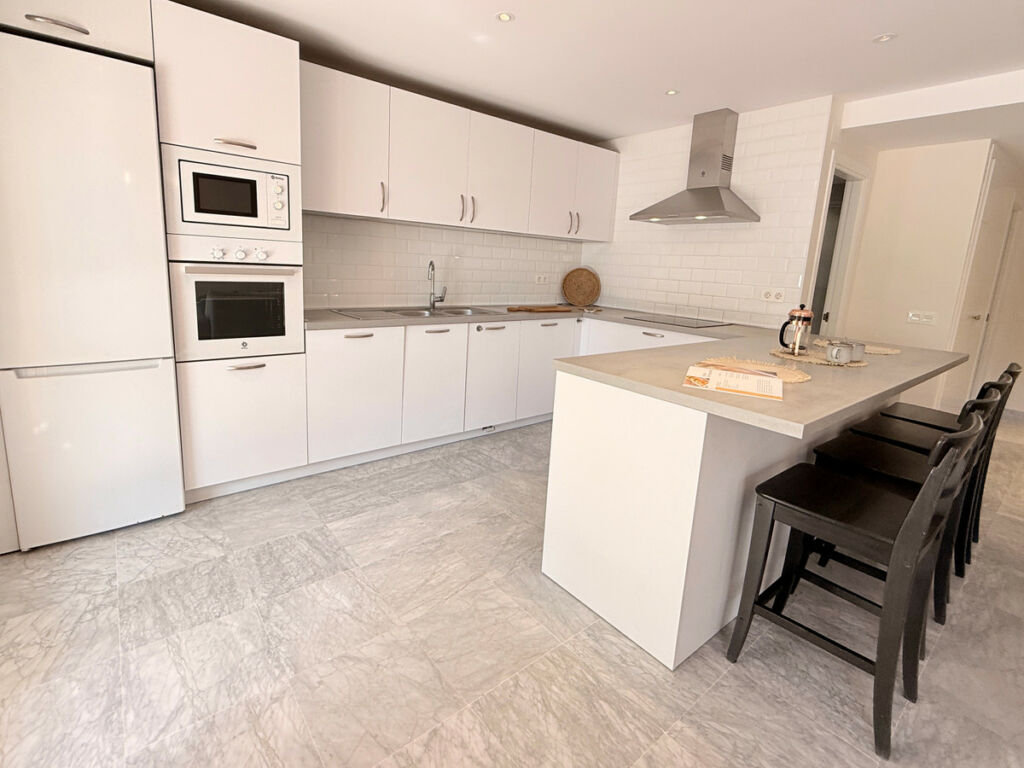 Ground Floor Apartment Puerto Banús Málaga - image 16