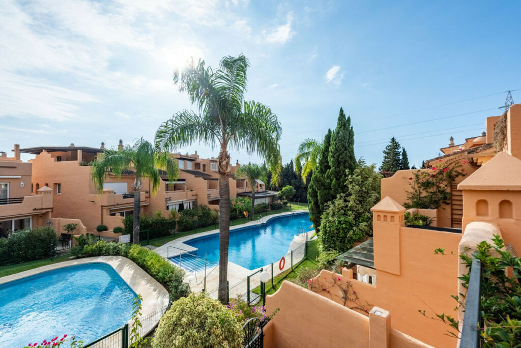 Semi-Detached House Nagüeles Málaga - image 16