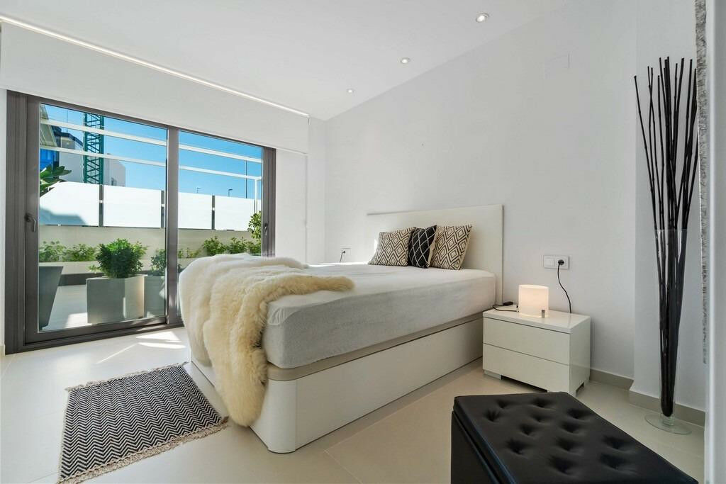 Detached Villa Campoamor Alicante - image 16