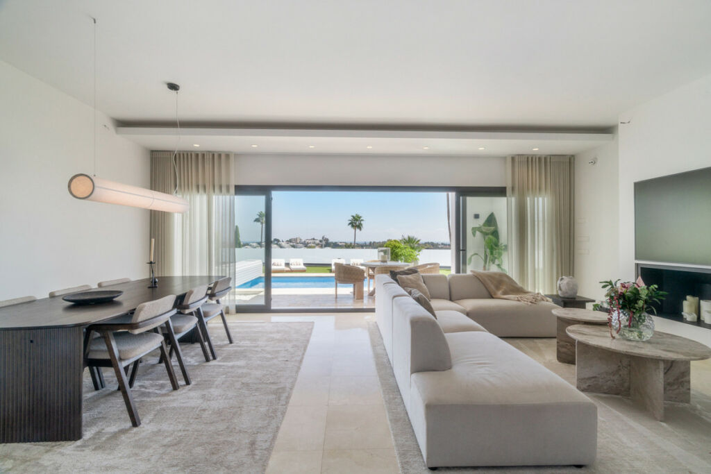 Detached Villa Benahavís Málaga - image 16
