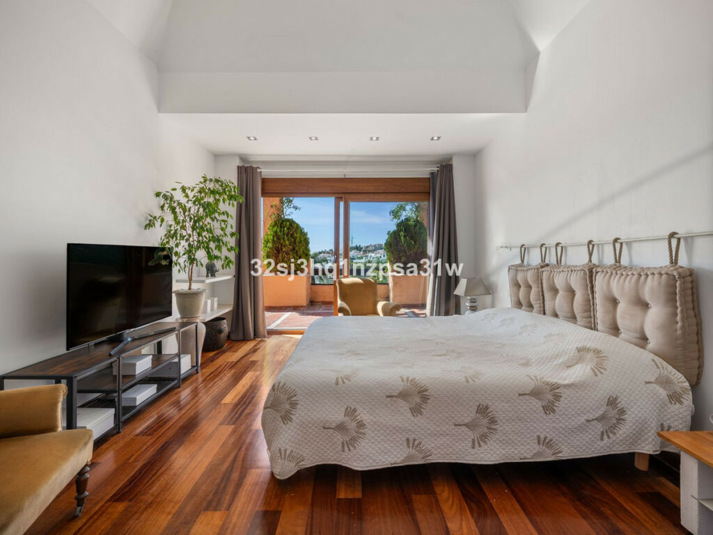 Penthouse Duplex New Golden Mile Málaga - image 16