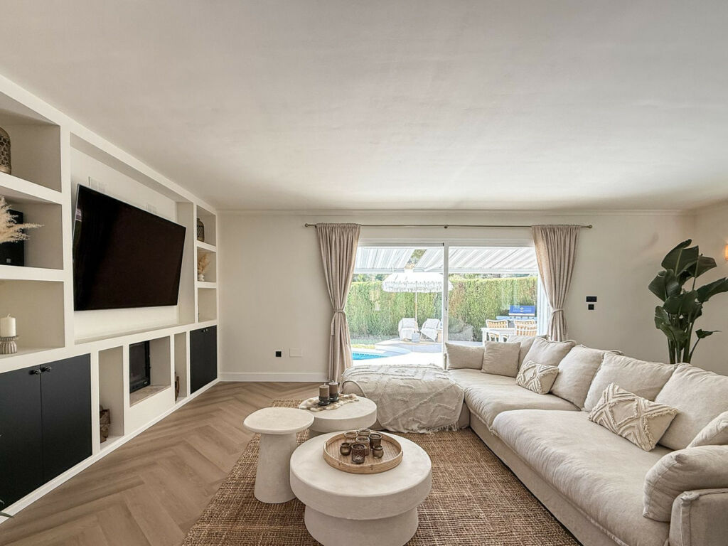Detached Villa La Cala Golf Málaga - image 16