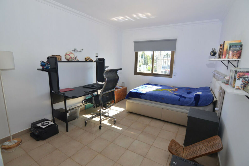 Detached Villa San Pedro de Alcántara Málaga - image 16