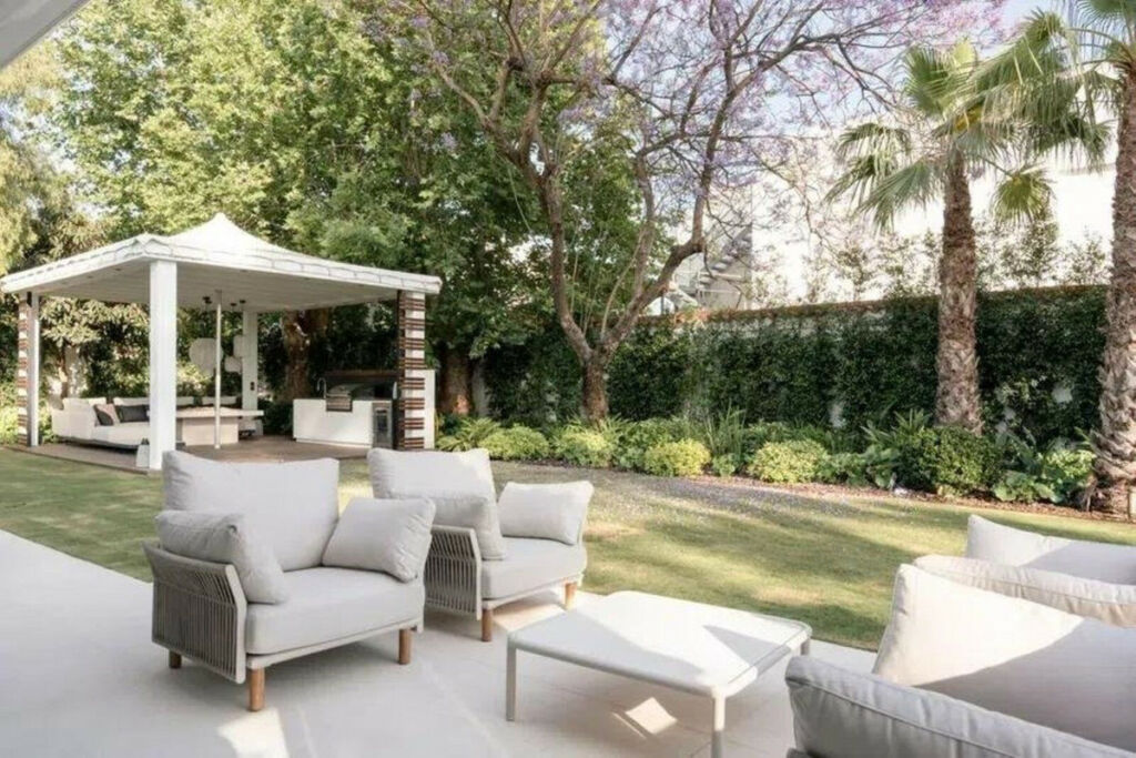 Detached Villa Puerto Banús Málaga - image 16