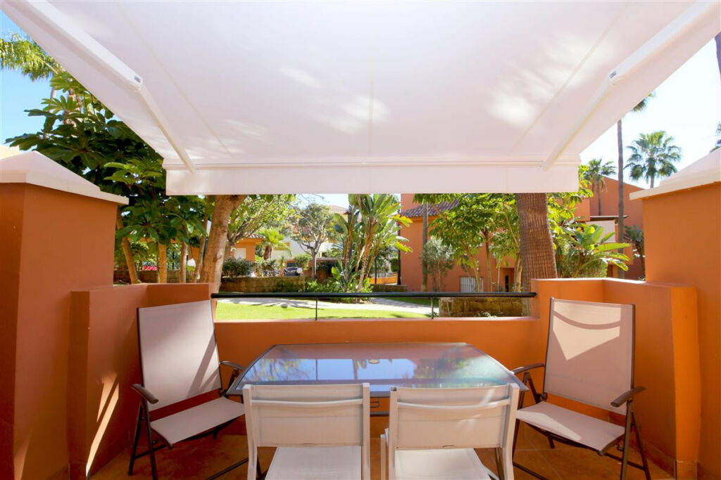 Ground Floor Apartment Estepona Málaga - image 16