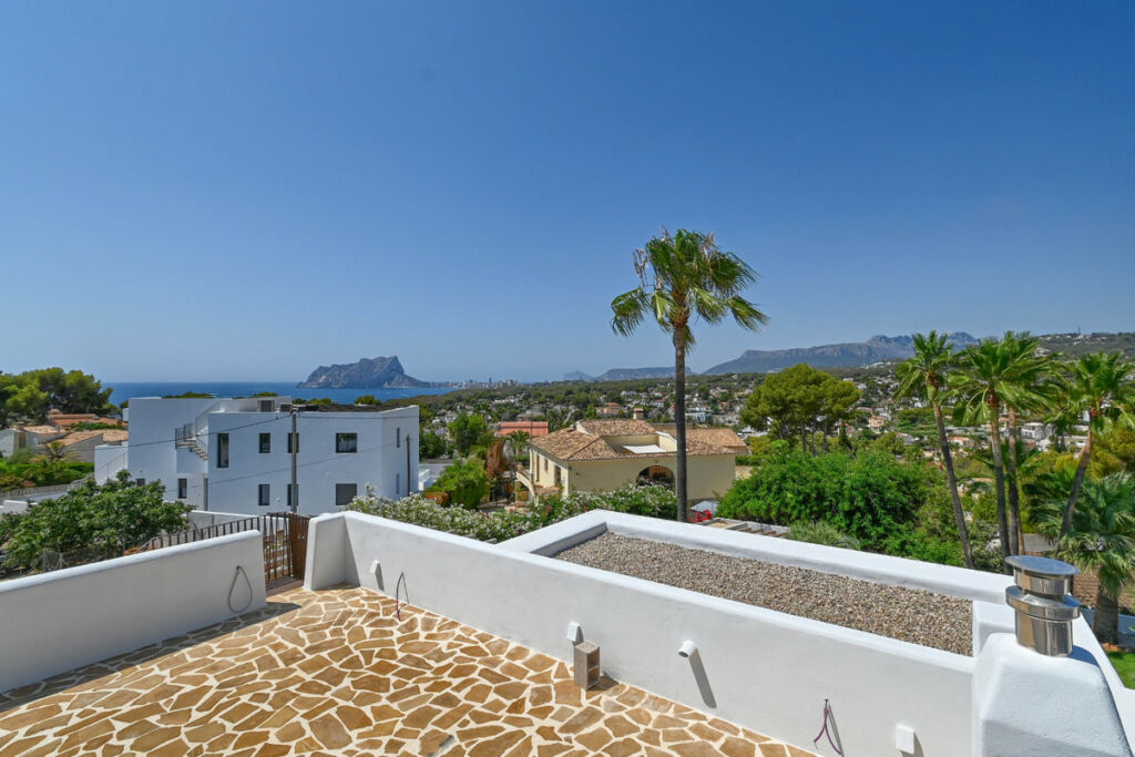 Detached Villa Benissa Alicante - image 16