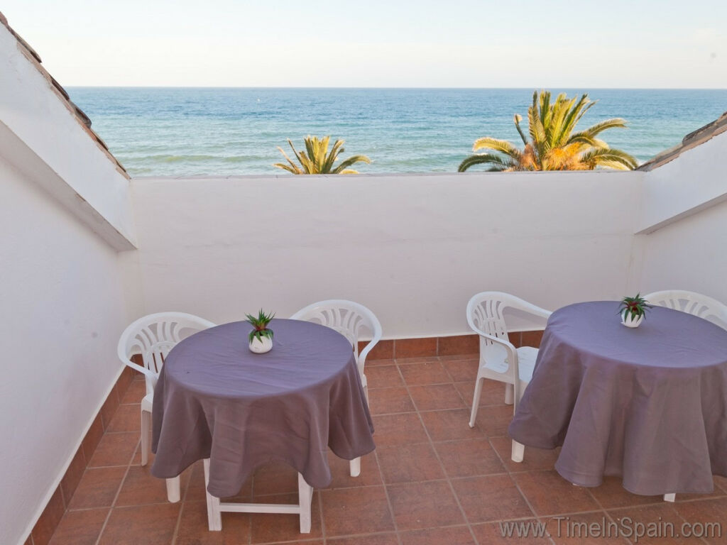 Townhouse Estepona Málaga - image 16