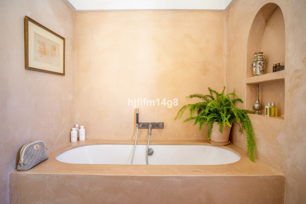 Townhouse La Heredia Málaga - image 16