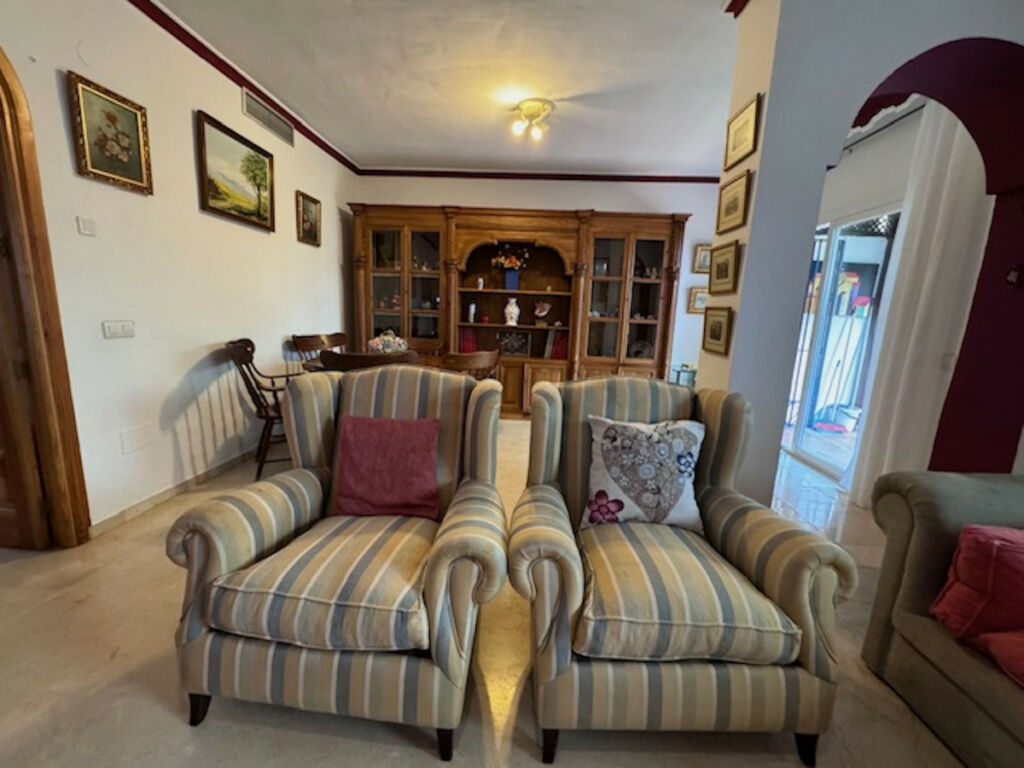 Townhouse San Pedro de Alcántara Málaga - image 16