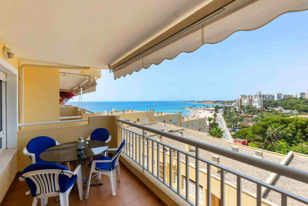 Middle Floor Apartment Campoamor Alicante - image 16