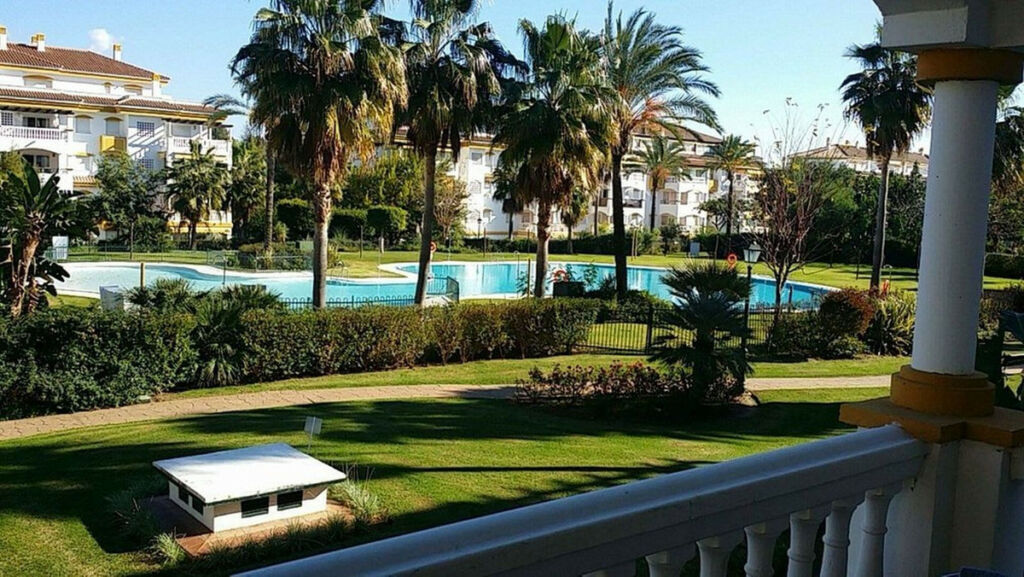 Penthouse Puerto Banús Málaga - image 17
