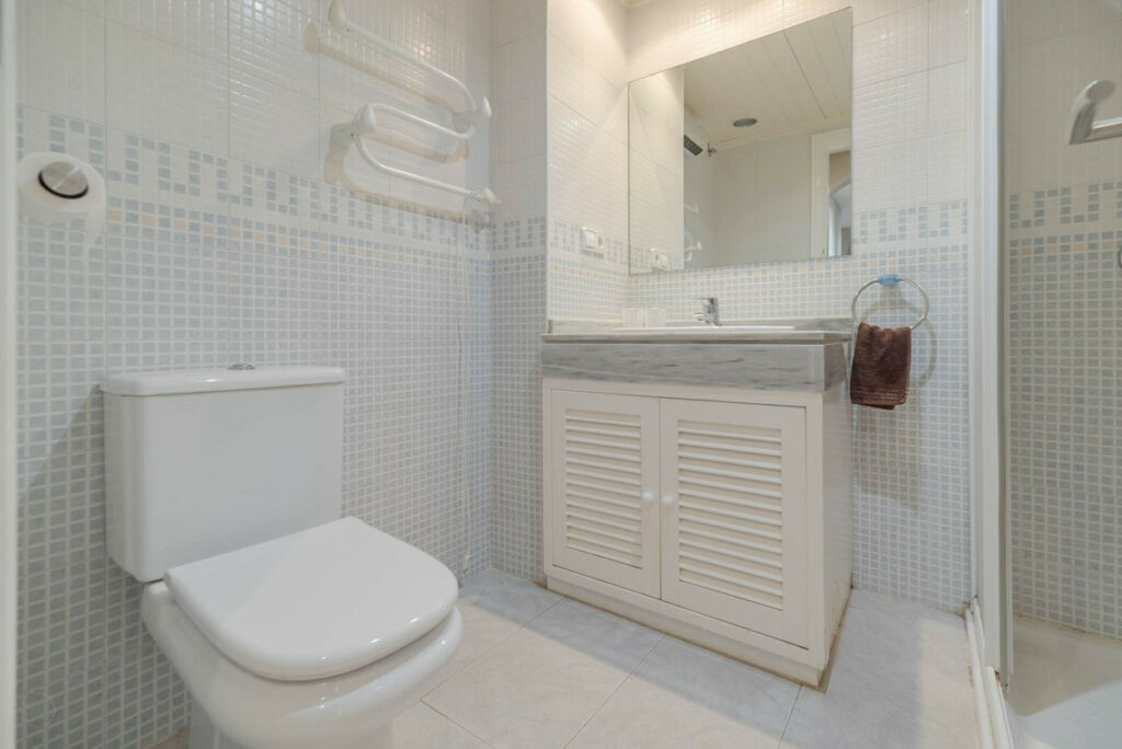 Ground Floor Apartment Los Arqueros Málaga - image 17