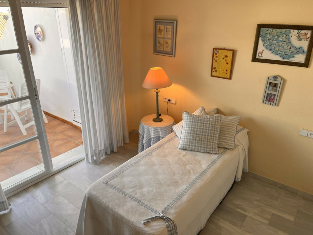 Townhouse Estepona Málaga - image 17