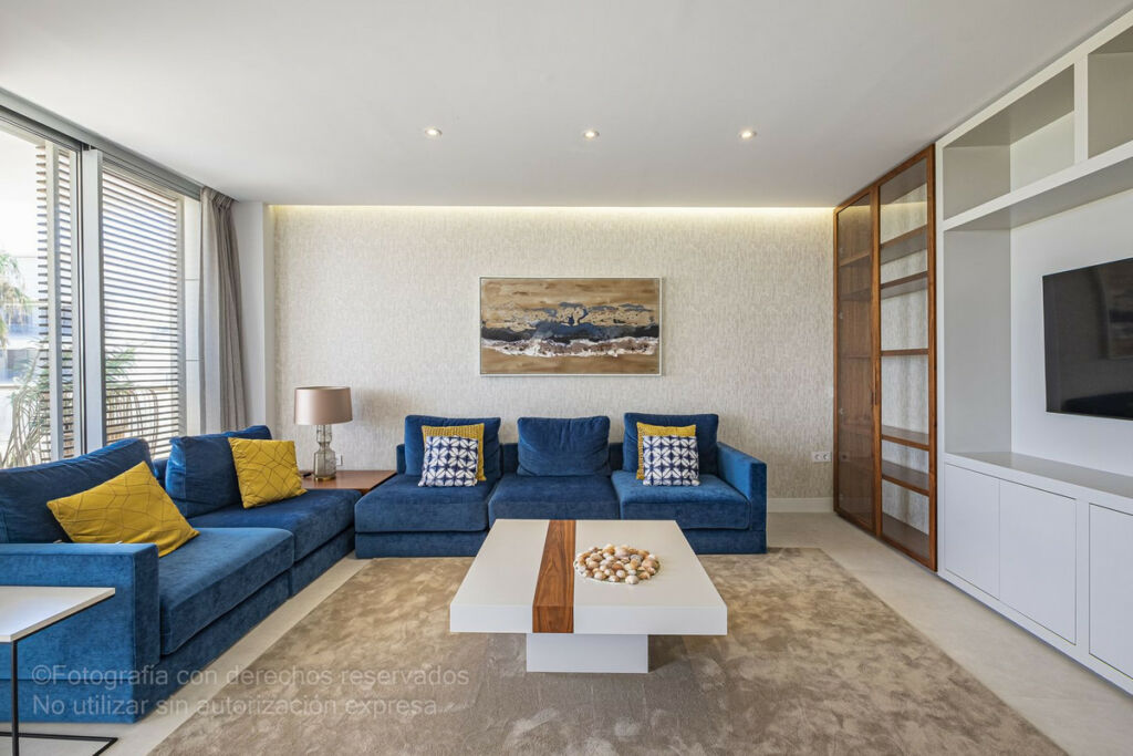 Middle Floor Apartment Estepona Málaga - image 17