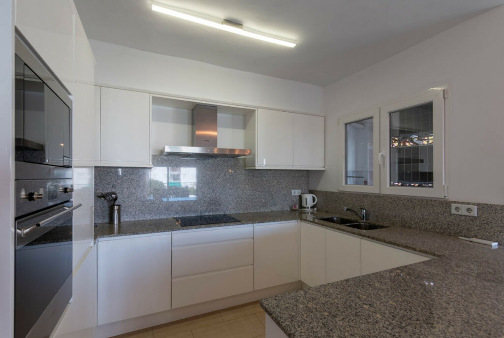 Middle Floor Apartment Javea Alicante - image 17