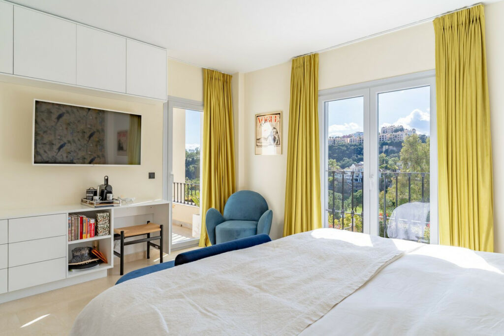 Semi-Detached House La Quinta Málaga - image 17