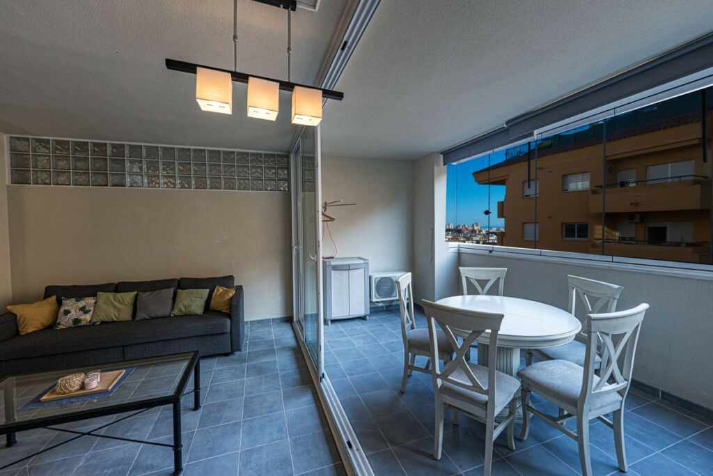 Middle Floor Apartment Los Pacos Málaga - image 17