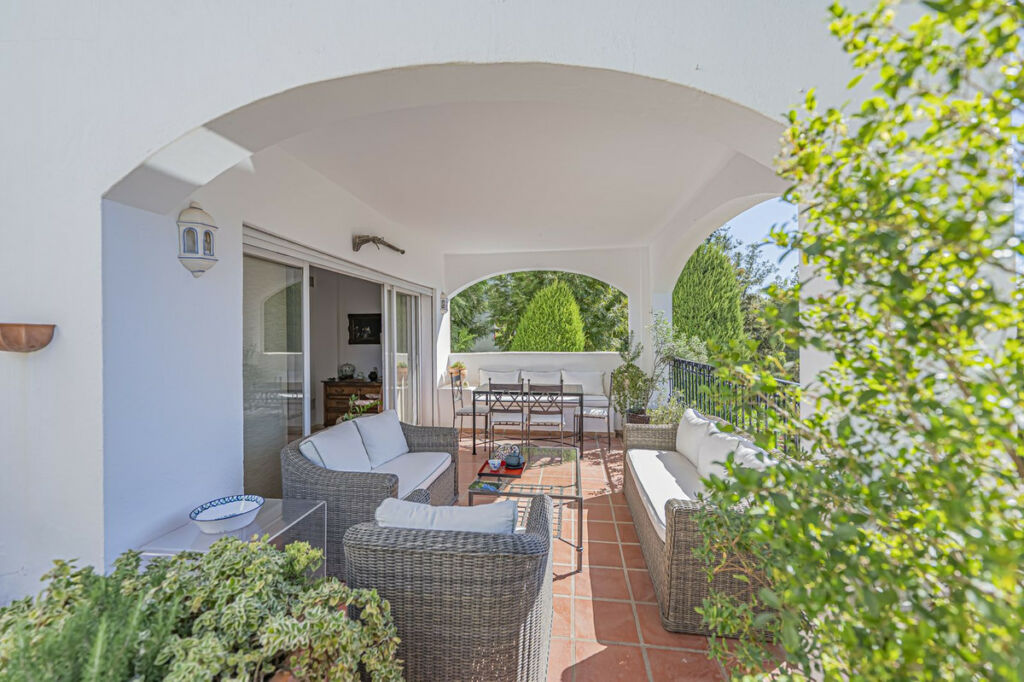 Townhouse Nueva Andalucía Málaga - image 17