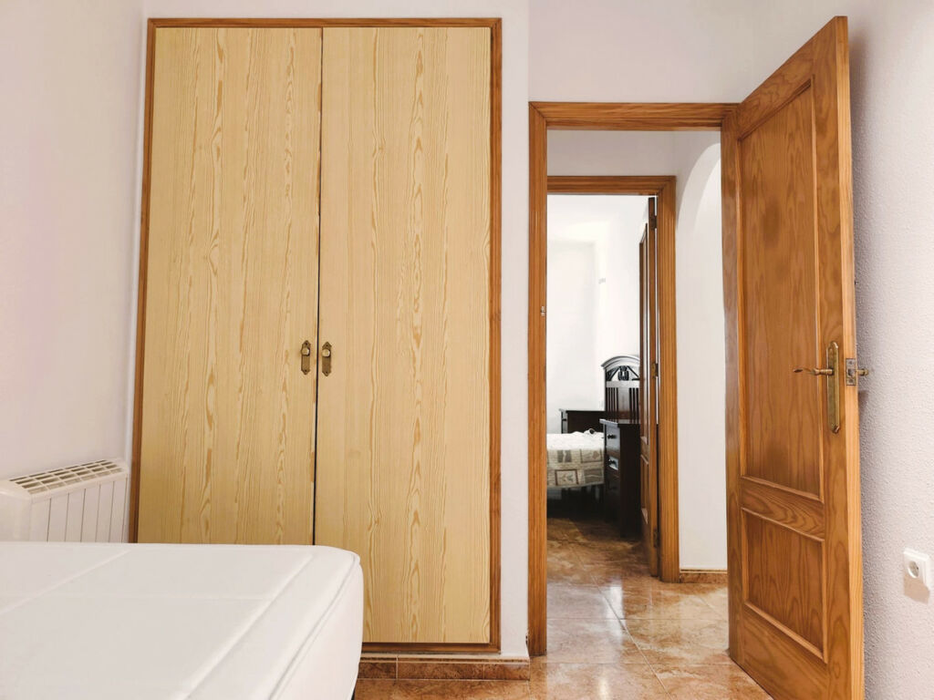 Middle Floor Apartment Torrevieja Alicante - image 17