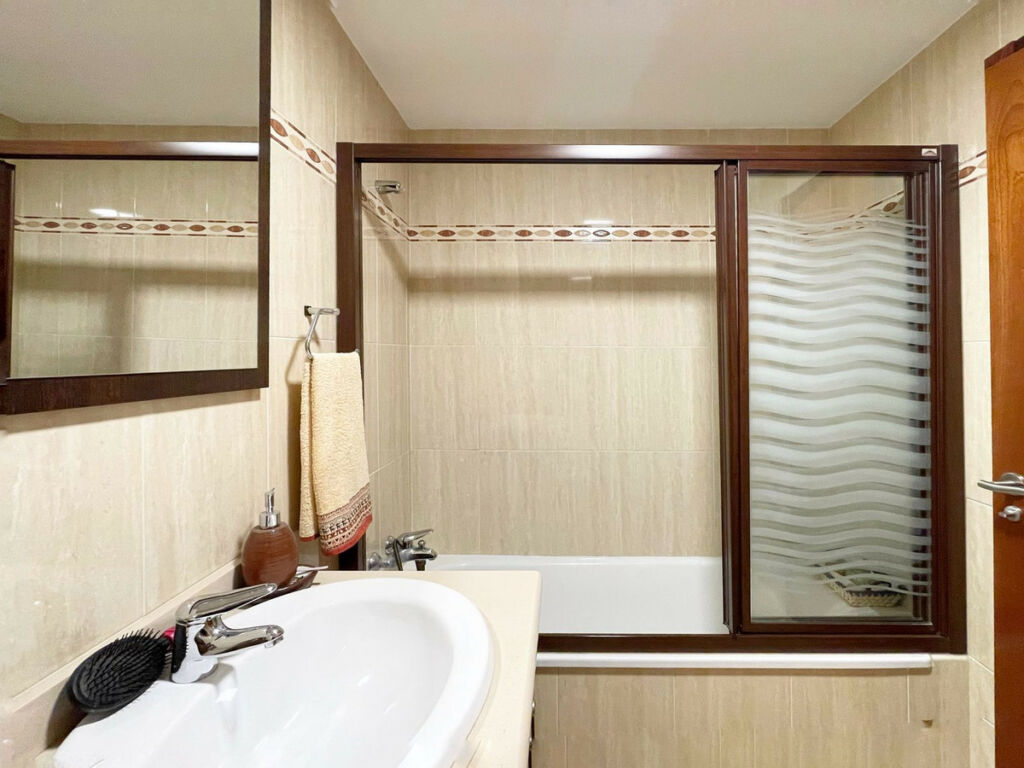 Middle Floor Apartment Fuengirola Málaga - image 17