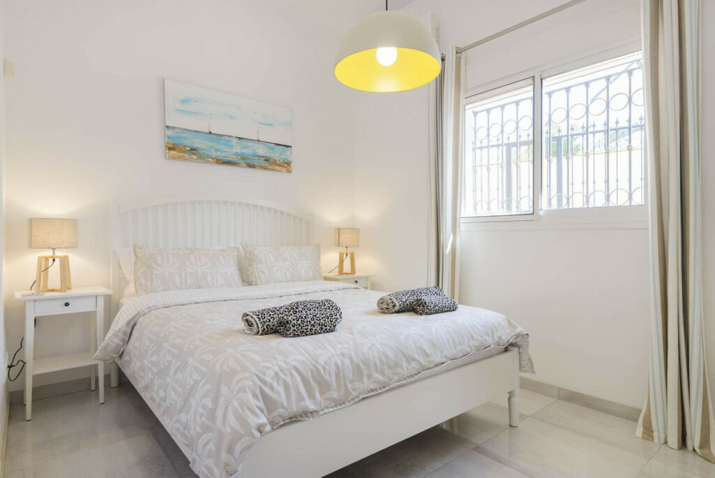 Detached Villa Mijas Málaga - image 17
