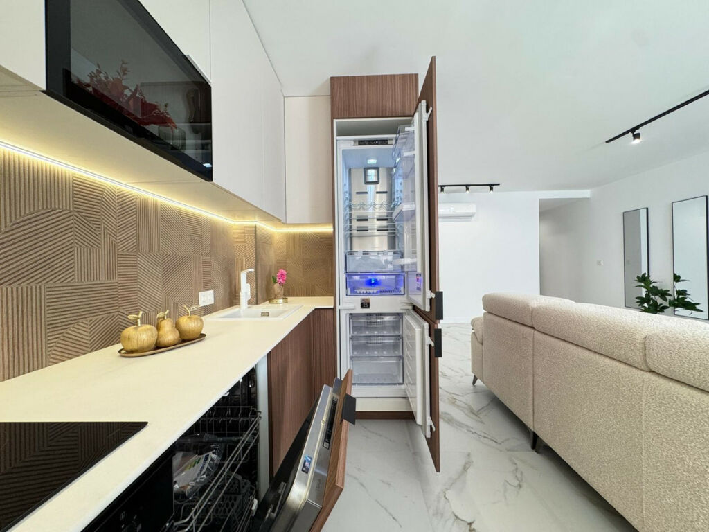 Middle Floor Apartment Torrevieja Alicante - image 17