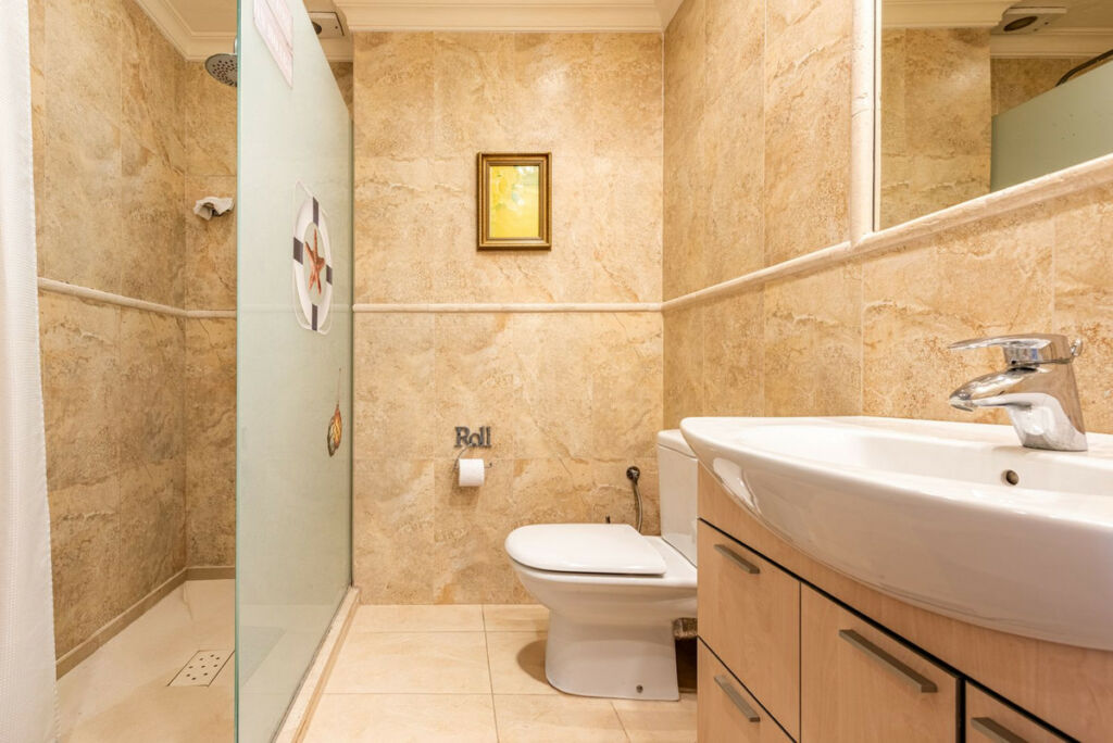 Semi-Detached House Benamara Málaga - image 17