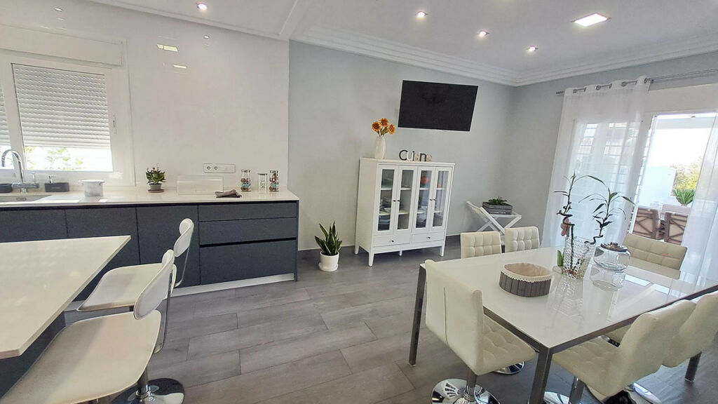 Detached Villa Alhaurín el Grande Málaga - image 17