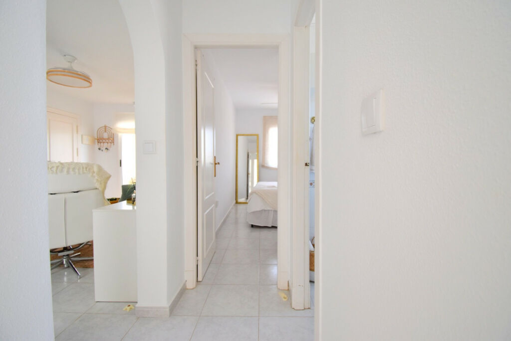 Ground Floor Apartment La Florida Alicante - image 17