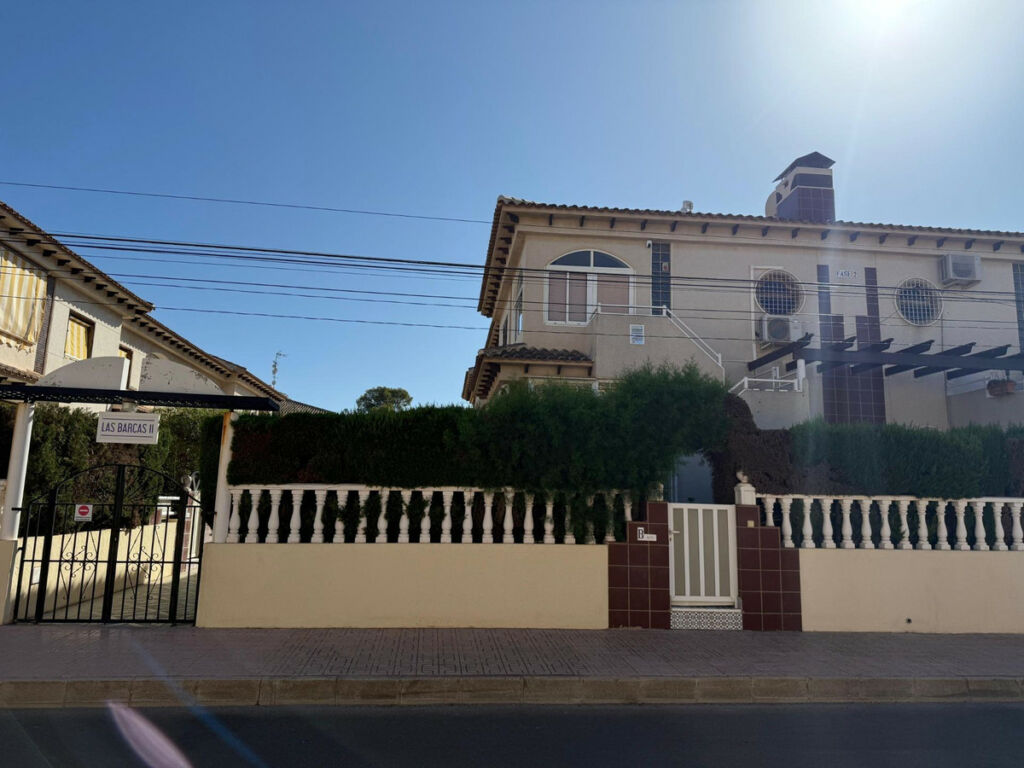 Bungalow Torrevieja Alicante - image 17